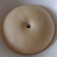 抹茶蜜豆双色吐司的做法图解1