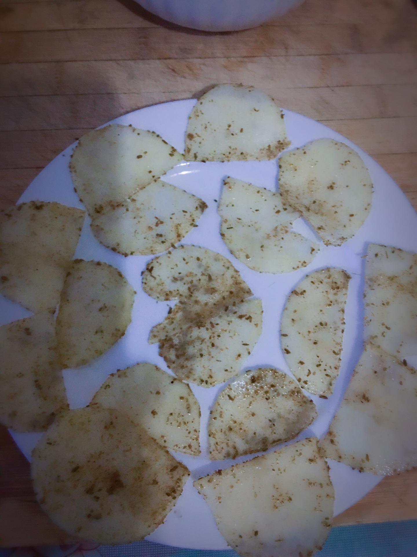 微波炉烤薯片超简单怎么做_微波炉烤薯片超简单的做法_豆果美食