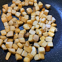 #福气年夜菜#黑椒杏鲍菇牛肉粒的做法图解6