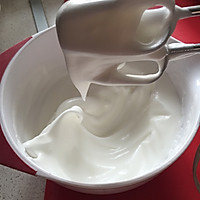 草莓卷蛋糕的做法图解5