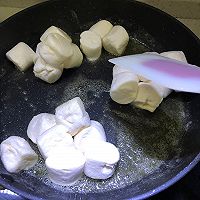 香香甜甜的美味雪花酥的做法图解5