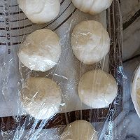 #憋在家里吃什么#椰蓉蜜豆小排包的做法图解7