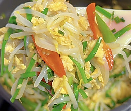 清爽下饭菜～绿豆芽炒鸡蛋的做法