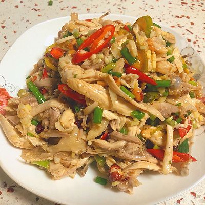 不用复杂的套路，小白也能做好的麻香凉拌手撕鸡