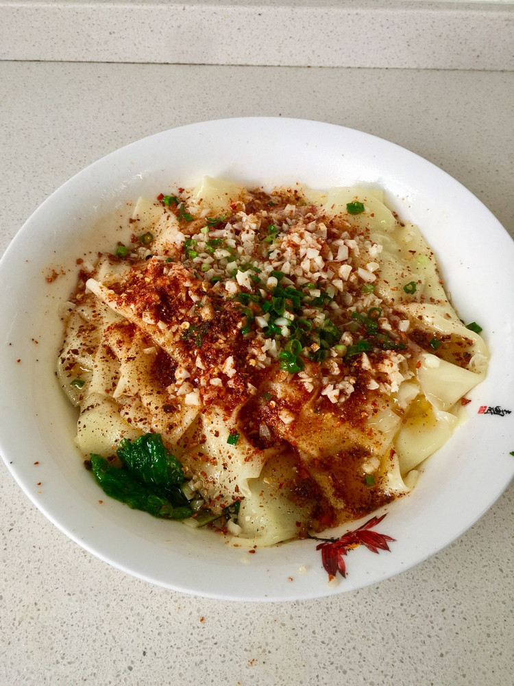 油泼馄饨皮的做法