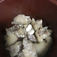 芸豆蹄花汤的做法图解3