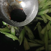 #合理膳食 营养健康进家庭#蟹味菇炒芹菜的做法图解12