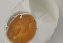 超级简单-油油的咸鸭蛋的做法