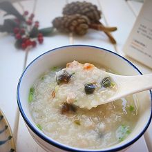 熊孩子都爱喝的皮蛋瘦肉粥