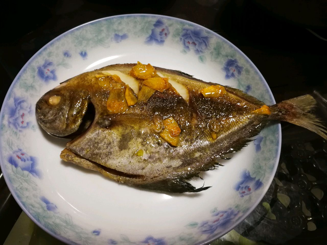 【干烧金鲳鱼】金鲳鱼经典做法，鲜香入味_哔哩哔哩_bilibili