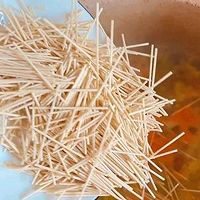 蔬菜虾仁面的做法图解5