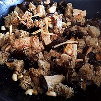 四季烤麸～咸甜鲜香，烤麸Q弹，汤汁浓郁，好吃得停不下筷子。的做法图解7