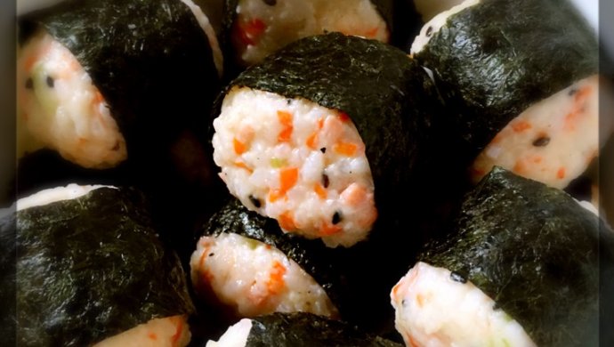 营养美味的胡萝卜饭团