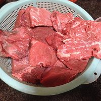 美味肉类简单做——卤牛肉#洁柔食刻，纸为爱下厨#的做法图解1
