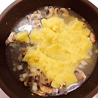 奶油蘑菇土豆浓汤的做法图解12
