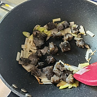 美容菜—葱烧海参的做法图解3