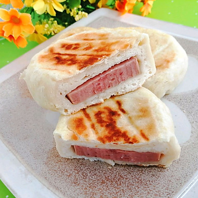 午餐肉发面饼