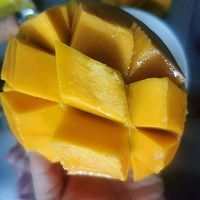 芒果牛奶布丁的做法图解2