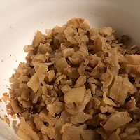 双椒蒜叶炒油渣 一点都不会腻哦的做法图解2