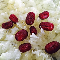 桃胶皂角米雪燕银耳汤的做法图解5