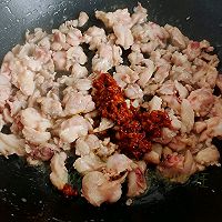 麻辣酱焖扁豆鸡的做法图解2