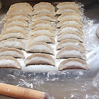 牛肉锅贴的做法图解3