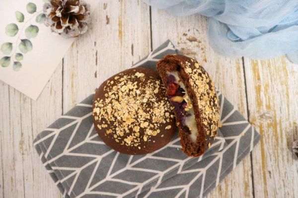 可可麻薯&紫薯软欧包～网红代餐包