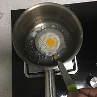 煮荷包蛋小妙招的做法图解2