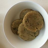 香菜玉米豆渣饼的做法图解6