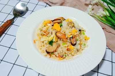 贻贝蛋炒饭