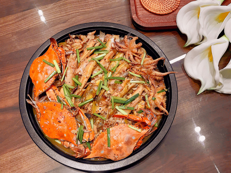 【海鲜炖豆腐】的做法