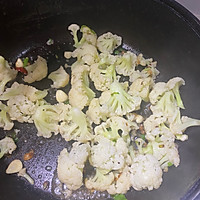 干烧花菜的做法图解3
