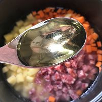 土豆香肠焖饭的做法图解5
