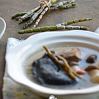 石斛松茸乌鸡汤-滋补而不燥的养生汤的做法图解7