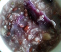 红豆糯米紫薯粥的做法