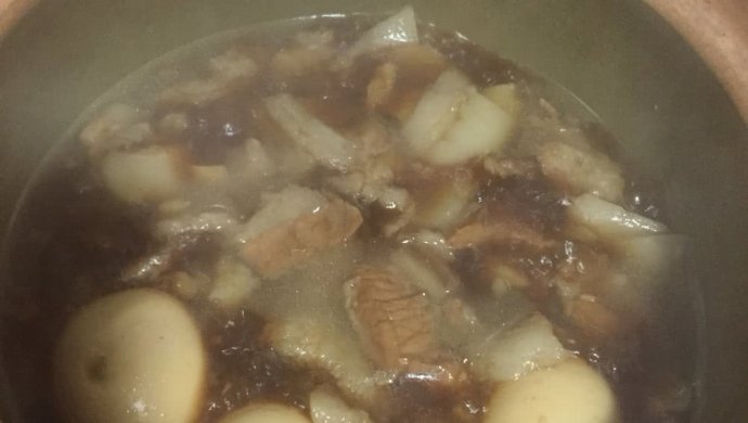 猪肚肉煮鸡蛋（潮汕菜）