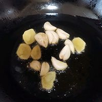 #花式新美味就酱简单#匠酱好河虾籽豉油炖鱼籽鱼泡的做法图解7