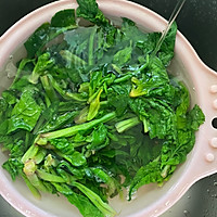 凉拌香干菠菜、好吃又健康的做法图解4