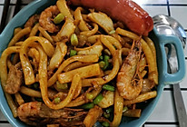 炒拉条子加料海鲜升级版炒面蔬菜手工拉面面条的做法