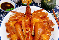0⃣️难度宴客、年菜必备——沙姜豉油鸡（电饭煲版）的做法