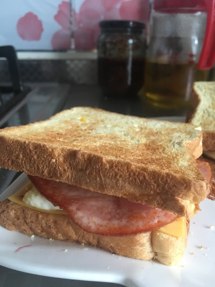 早餐面包片加煎蛋（起司版）的做法