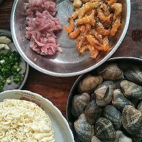 美味面条的做法图解1