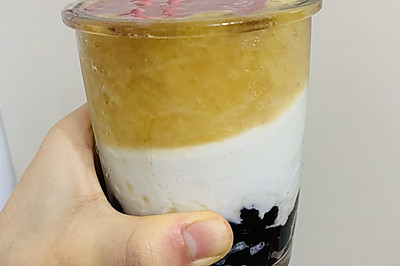 蜜桃珍珠酸奶