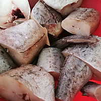 鳕鱼炖豆腐的做法图解1