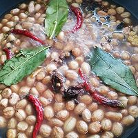 下酒神菜——十香盐焗花生米的做法图解3