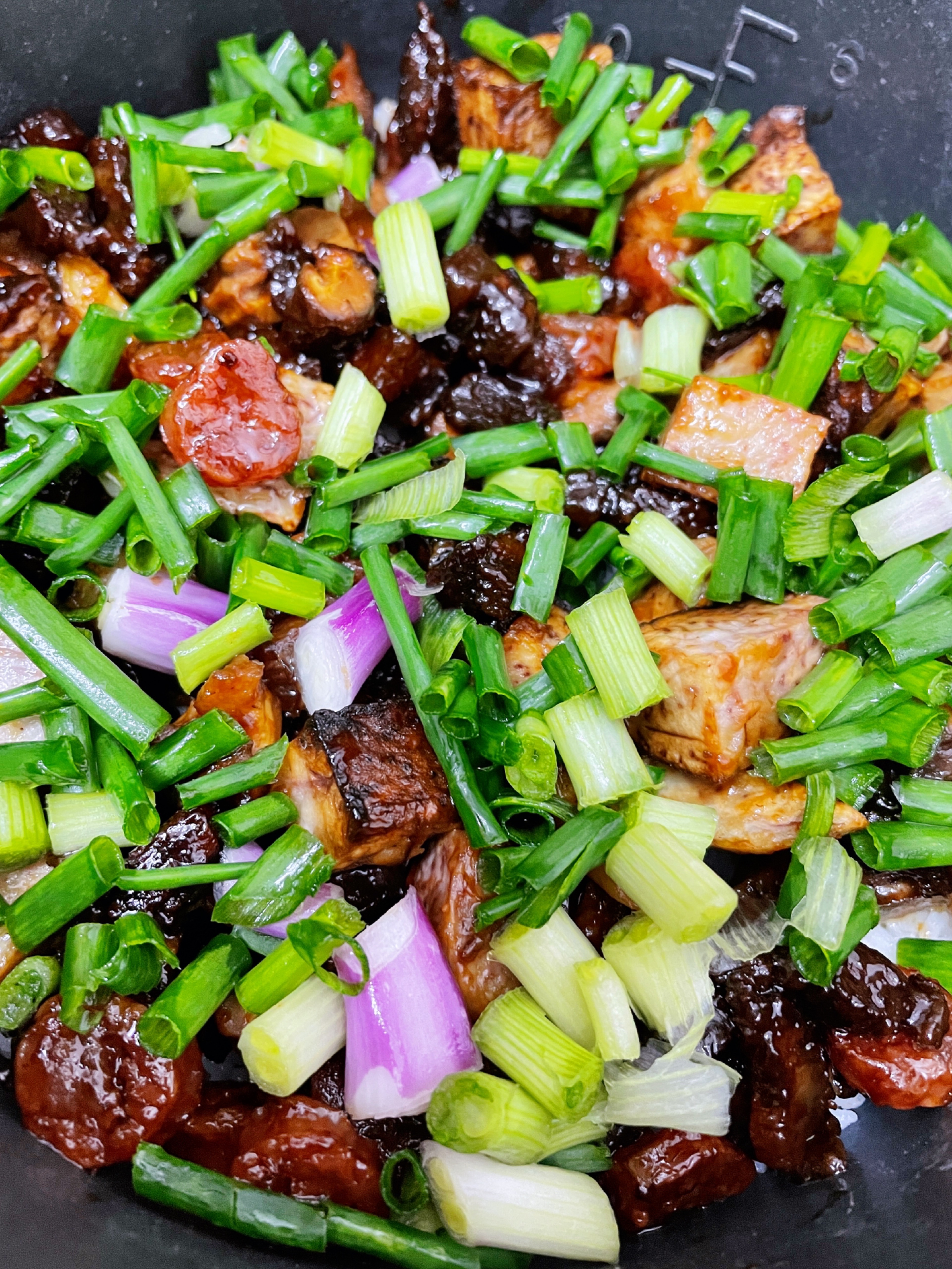 腊肠芋头糯米饭的做法图解6