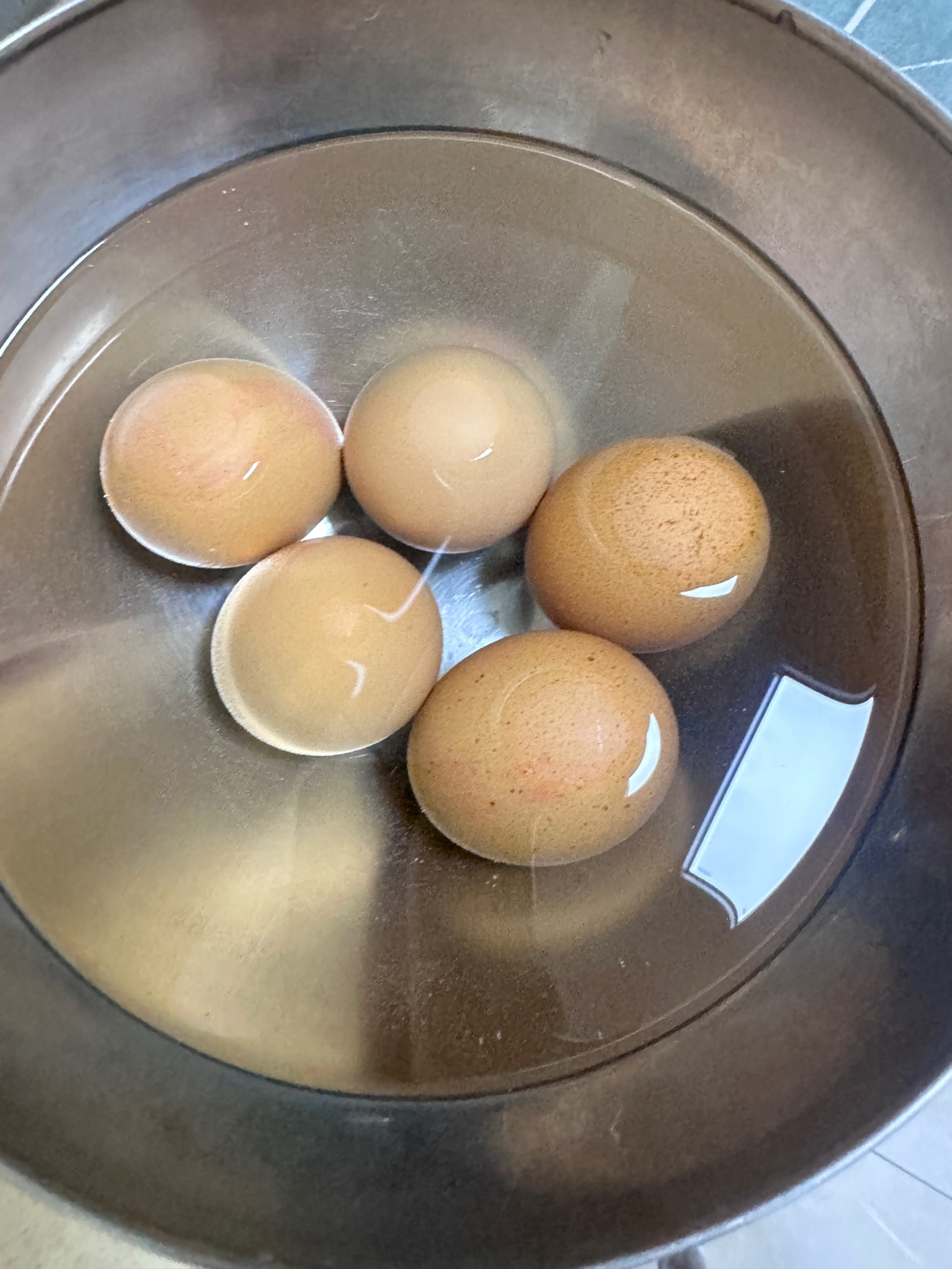 腌五香咸鸡蛋怎么做_腌五香咸鸡蛋的做法_豆果美食