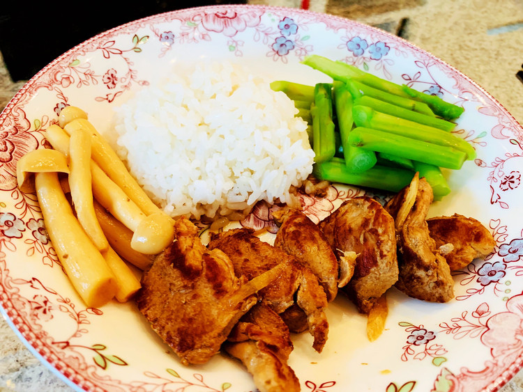 500卡的减肥套餐 有肉有菜有碳水的做法