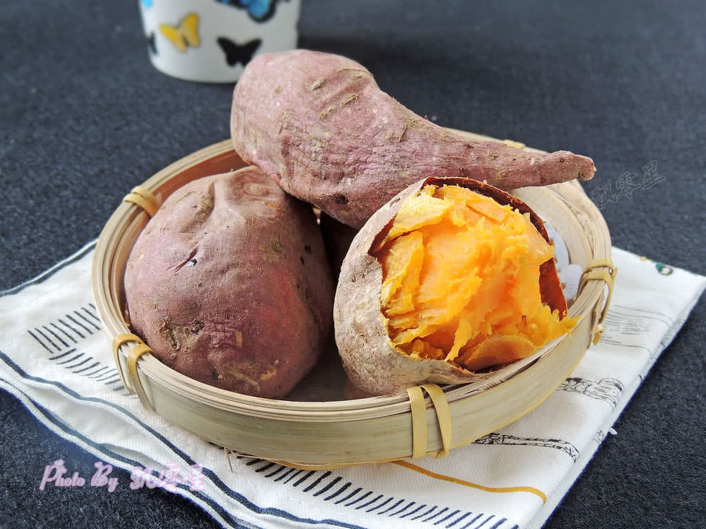 Roasted sweet potato in air fryer