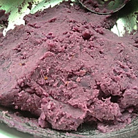 酥皮紫薯月饼的做法图解2
